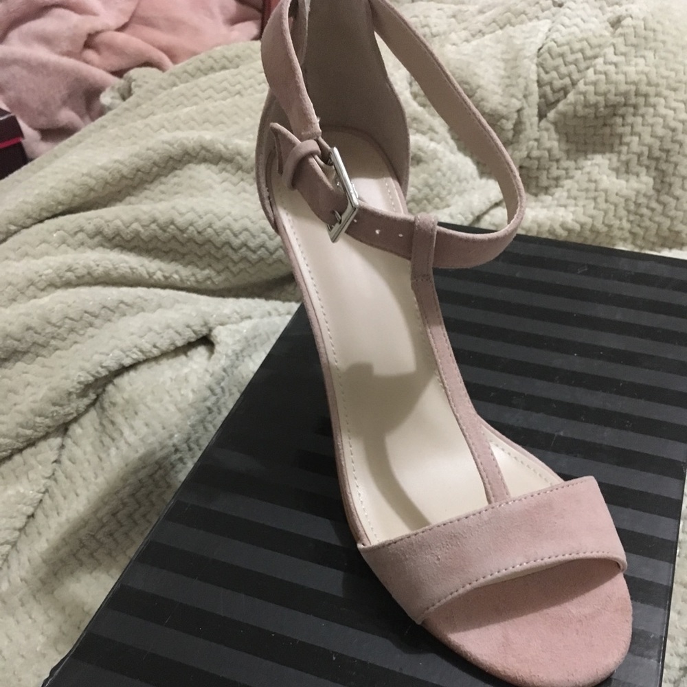 Victoria Secret Pink Rose Suede Heels